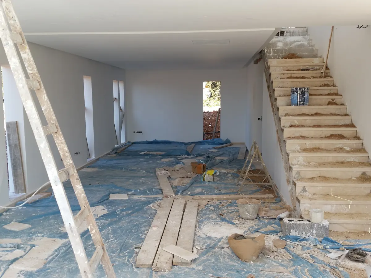 Showroom Thomas & Piron livré par Wolcons à Casablanca — chantier en cours, photo 4 sur 10