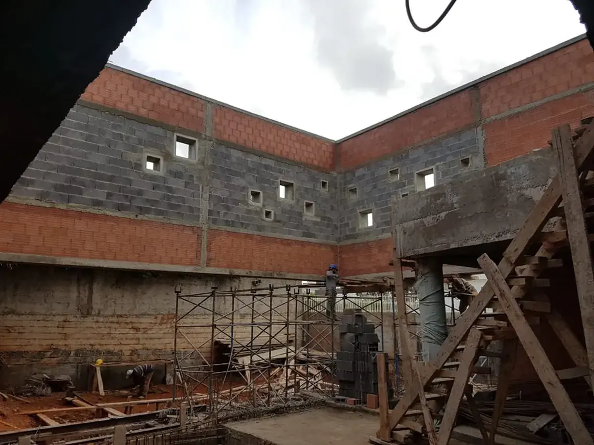 Villa E en cours de gros œuvre par Wolcons à Rabat